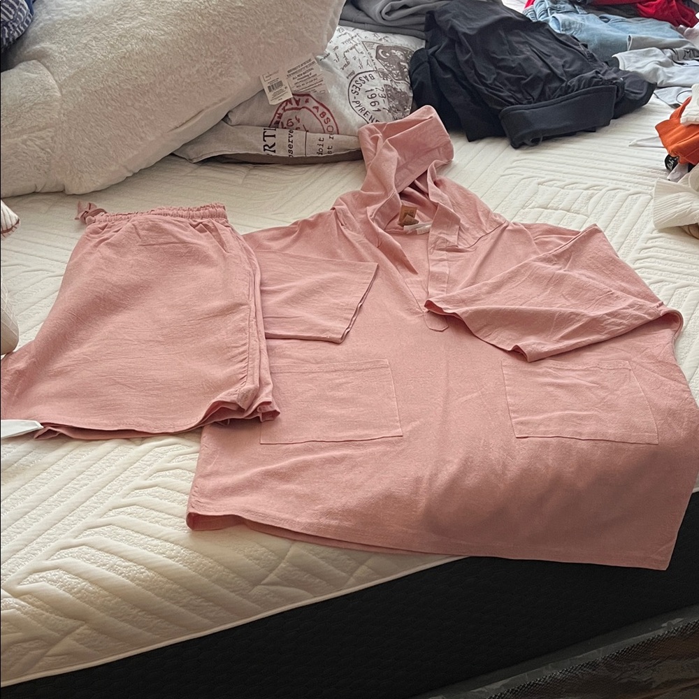 Men's Relaxed Pink Shorts — Lightweight Everyday Fit